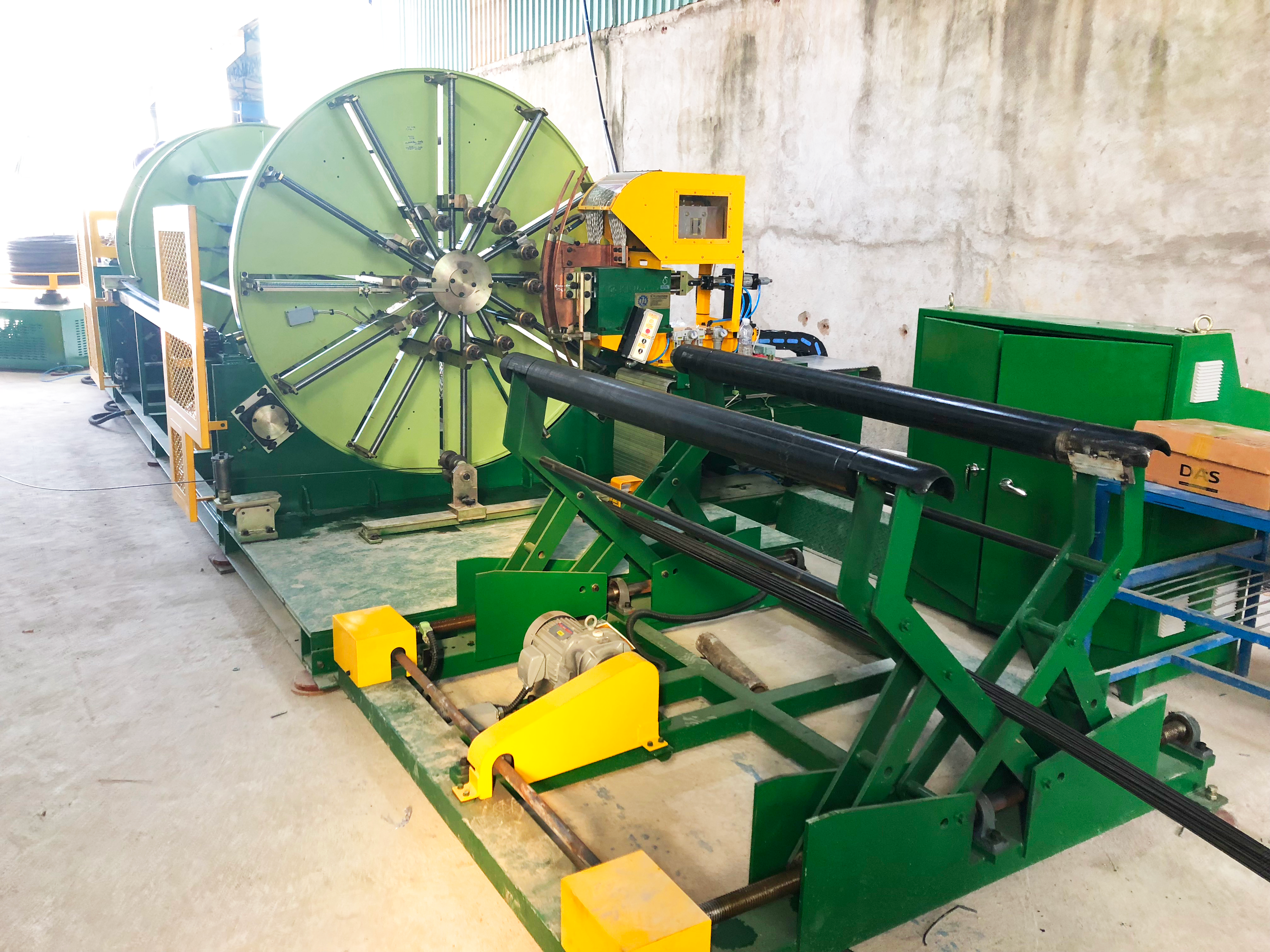 Máy hàn lồng ống cống do công ty Thăng Tiến cung cấp cho nhà máy bê tông Hùng Vương